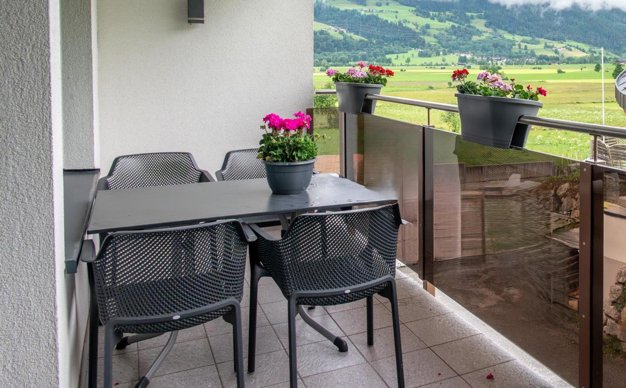 Haus Piesendorf Apartment Exterior photo